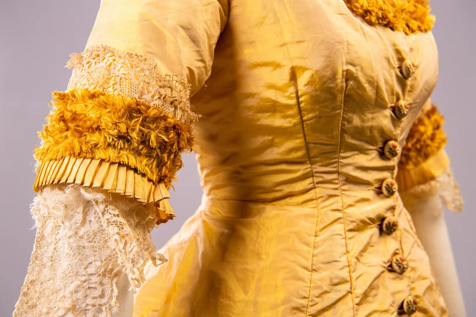 300 Years of Women's Fashion Workshop